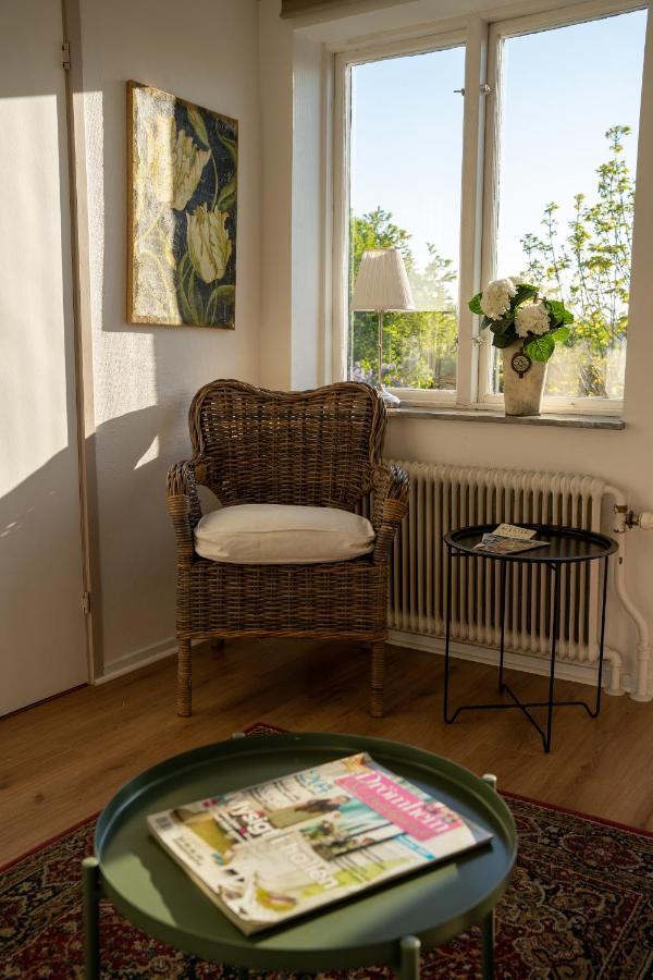 Svabesholms Kungsgards B&B Och Pensionat Stenshuvud Kivik Kültér fotó