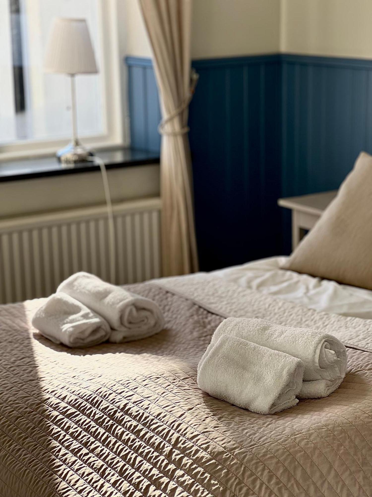 Svabesholms Kungsgards B&B Och Pensionat Stenshuvud Kivik Kültér fotó